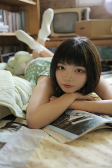九尾狐与飞天猫
